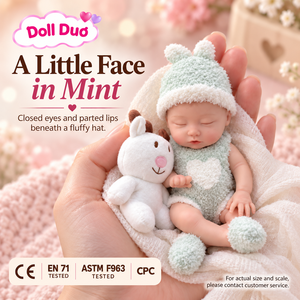 ตุ๊กตาเด็กเกิดใหม่ซิลิโคนขนาด 6 นิ้ว DollDuo แบบสั่งทำพิเศษ สีเขียวมิ้นท์ ชุดนอน วาดลายด้วยมือ ของขวัญวันหยุดสำหรับเด็ก - Product Image 1