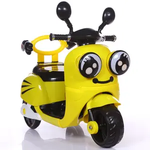 2023 novo modelo cartoon imagem amarelo cores brinquedo da criança faróis LED motocicleta elétrica