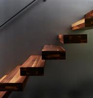 Escalier flottant/escaliers en porte-à-faux cachés/escalier de type mur avec bandes de roulement en verre ou bandes de roulement en bois