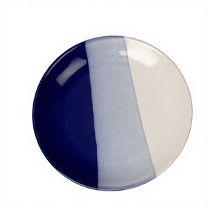 SAFA INTERNATIONAL Assiette de service ronde en céramique moderne, bleu gris blanc rayé, design bohème, faite à la main, antidérapante, décoration de table - Product Image 1