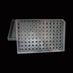 จาน PCR ยี่ห้อ Yongyue แบบ 96 หลุม ความจุ 200 ลิตร แบบขอบครึ่งวงกลม โปร่งใส ก้นแบน สำหรับใช้ในห้องปฏิบัติการ - Product Image 1