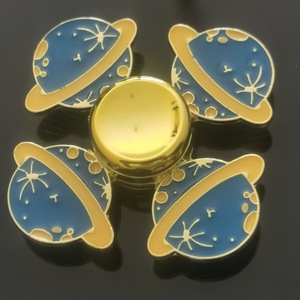 In magazzino produttore Anti Stress materiale In metallo giocattolo a mano abbagliante punta del dito giroscopio In metallo Fidget Spinner per <span class=keywords><strong>adulti</strong></span> con scatola - Product Image 5