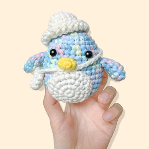 Kit de Ganchillo <span class=keywords><strong>Amigurumi</strong></span> de Pingüino con Gorro para Principiantes - Set Completo de Manualidades de Animales, Regalo Perfecto para Niños, Adultos y Adolescentes - Product Image 3