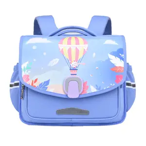 2023 new Lightness Ergonomic design mochila escolar cute school bags for teen girls fashion and high quality