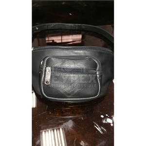 2025 sac banane à la mode personnalisable 100% sac de taille en cuir pur avec fermeture à glissière Style sportif et Logo/étiquette - Product Image 1