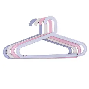 Wholesale plastic household wardrobes, multifunctional suspenders, clothes hanging, dry and wet dual-purpose hangers