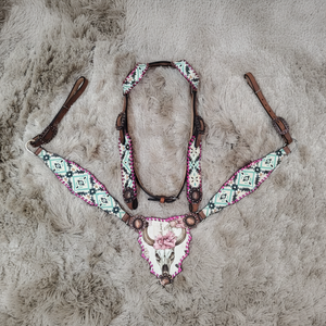 Ensemble de sellerie western en cuir véritable avec incrustation de taureau, têtière et collier de poitrail légers, personnalisation disponible - Product Image 1