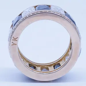 Кольцо из серебра 925 пробы с гравировкой