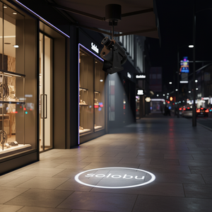 โปรเจคเตอร์โฆษณาแบบโมดูลาร์รักษ์โลก - IP66 ใช้งานต่อเนื่อง 24/7 ความสว่าง 8000 ลูเมนส์ ดีไซน์ที่สามารถอัปเกรดและซ่อมแซมได้ - Product Image 1