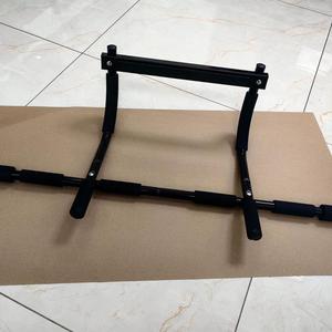 Barra de Ejercicios de Acero para Montar en la Pared, Equipo de Ejercicio Portátil para Flexiones y Dominadas, para Ejercicio en Casa, Color Negro, Resistente - Product Image 5