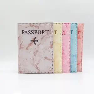 Housse de <span class=keywords><strong>Passeport</strong></span> Sacs à Certificats en Cuir PU, Porte-<span class=keywords><strong>Passeport</strong></span> Portable pour Hommes et Femmes en Voyage, Porte-<span class=keywords><strong>Passeport</strong></span> Doré - Product Image 2