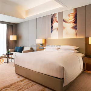 Ensemble de meubles de chambre à coucher pour hôtel à bas prix, lit queen ou king en bois massif avec armoire, table de chevet, meuble TV et table d'appoint pour hôtel 3 étoiles - Product Image 2