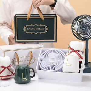 Produit phare en gros : Coffrets cadeaux <span class=keywords><strong>pour</strong></span> anniversaire, Saint-Valentin, mariage – Le favori des invités : Ours, <span class=keywords><strong>serviette</strong></span>, cuillère, tasse à café en céramique – Tout-en-un - Product Image 3