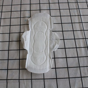 Serviette hygiénique jetable à ailettes 100% coton biologique, 8 couches, super absorbante, avec protection anti-fuites, SAP japonais, certifiée CE, faible MOQ, marque privée - Product Image 4