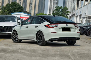Xe <span class=keywords><strong>Honda</strong></span> <span class=keywords><strong>Civic</strong></span> 2023 khuyến mãi lớn, xe sedan cỡ nhỏ, 4 cửa, 5 chỗ, đã qua sử dụng - Product Image 3