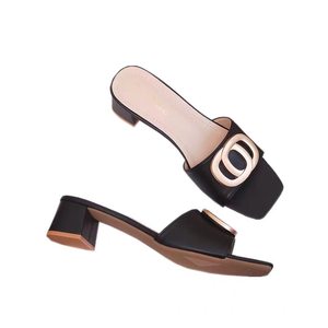 Sandales plates pour femmes en cuir véritable, style décontracté, bout carré, de haute qualité, pour l'été, pour la marche en plein air - Product Image 1