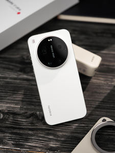 Teléfono Inteligente Mi 17 Ultra 5G con Buena Cámara, Pantalla de 6.9 Pulgadas, 200MP, 6800mAh, HyperOS3, Carga de 100W - Product Image 5