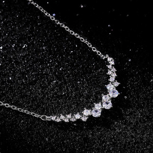 Collana con Ciondolo a Stella per Donne, Elegante Gioiello Scintillante per Uso Quotidiano, Idea Regalo - Product Image 4