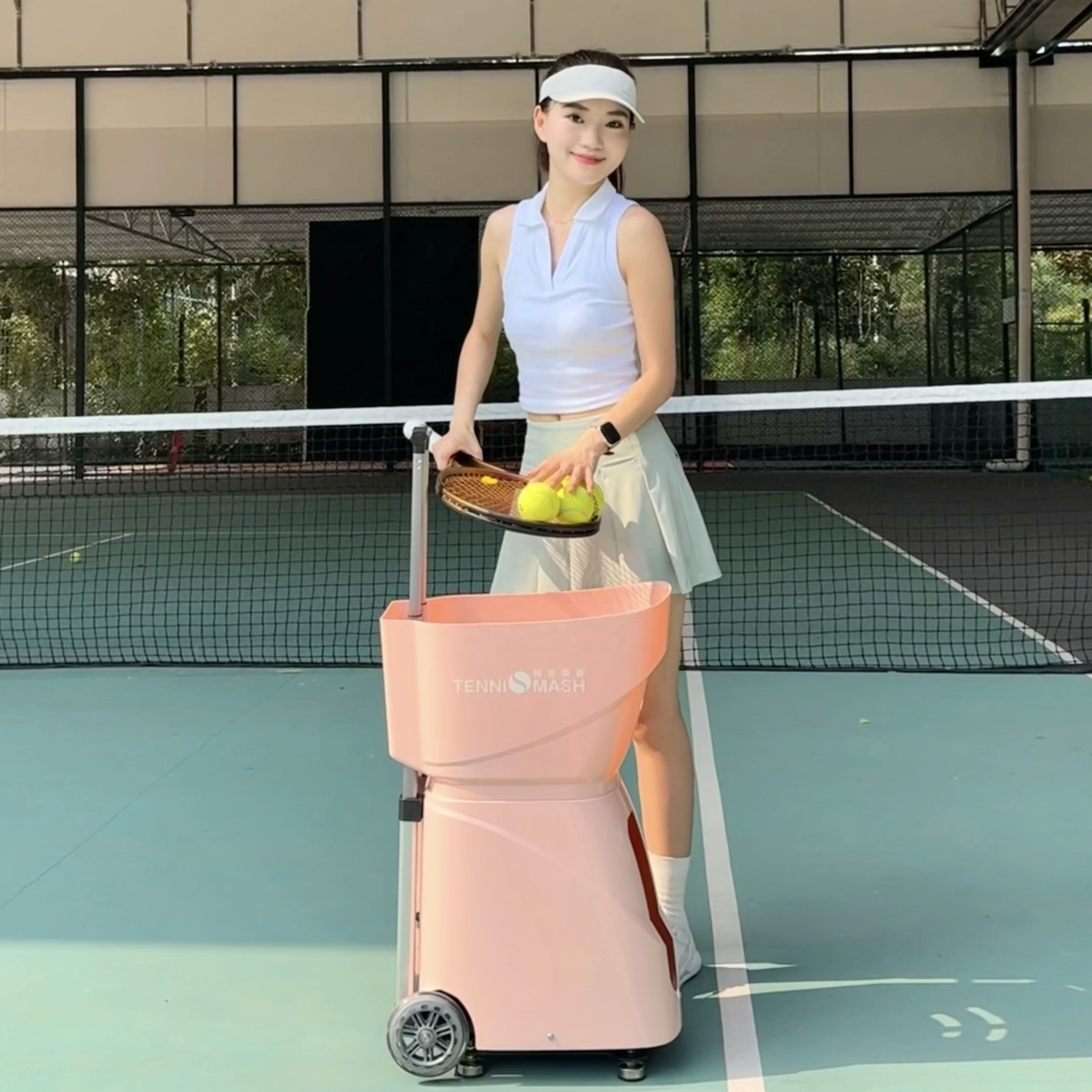 Portable Professional Tennis Padel Ball Machine ABS Material with APP Remote Control for Playing and Training