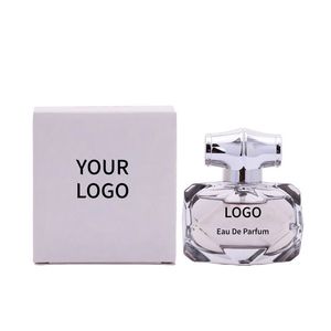 <span class=keywords><strong>Parfum</strong></span> longue durée Marque Propre <span class=keywords><strong>30ml</strong></span> Brume Corporelle Authentique pour Femme Services OEM/ODM <span class=keywords><strong>de</strong></span> Haute Qualité et <span class=keywords><strong>de</strong></span> Luxe pour la Vente en Gros - Product Image 4