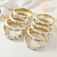 Gelang Porselen Vintage Berlapis Emas dengan Zirkon Potongan Brilian Motif Bunga, Gelang Fashion Desain Retro yang Indah