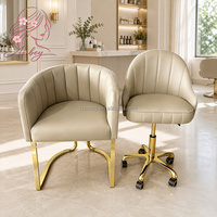 Chaise de technicien moderne en cuir PU réglable, tabouret pivotant à roulettes avec base en métal doré, chaise de réception pour salon de manucure et spa
