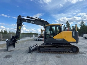 Excavatrice sur chenilles hydraulique d'<span class=keywords><strong>occasion</strong></span> Volvo EC140 14T, modèle 2023, avec moteur, pompe, et benne de terrassement - Product Image 1