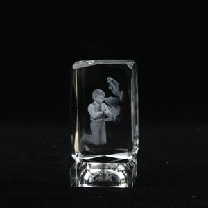 थोक लेजर उत्कीर्णन क्रिस्टल क्यूब 3 डी क्रिस्टल पहले पवित्र कम्यूनियन क्रिसमस उपहार - Product Image 2