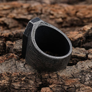 CAIOOCHE <span class=keywords><strong>Bagues</strong></span> Punk en Acier Inoxydable Style Sombre pour Femmes et Hommes, <span class=keywords><strong>Bagues</strong></span> Vintage Argentées Dorées Tendance Personnalisées pour la Fabrication <span class=keywords><strong>de</strong></span> Bijoux - Product Image 4