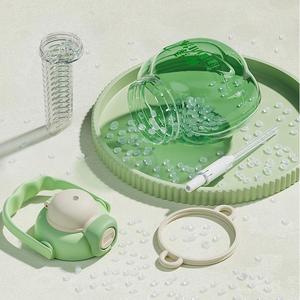 Venta al por mayor de botellas de agua de plástico para niños botellas de agua de plástico de forma bonita para adolescentes niños botellas para beber con correa - Product Image 5