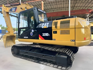 Excavatrice sur chenilles CAT 320D2, 21,6 tonnes, équipement de construction d'occasion - Product Image 3