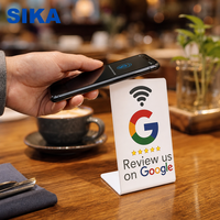 Support de carte NFC en PVC blanc imperméable avec impression personnalisée de code QR pour avis Google, support d'affichage de menu pour avis sur les réseaux sociaux