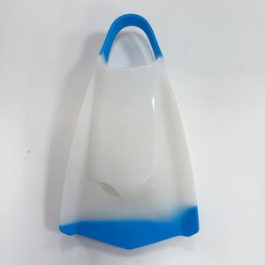 Aletas de natación de silicona ecológicas profesionales Befine, aletas cortas de pie completo para adultos, para buceo, snorkel y entrenamiento. - Product Image 1