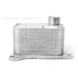 Refroidisseur d'huile moteur 06K117021E en alliage d'aluminium pour Audi Volkswagen Golf Passat, pièce de rechange - Product Image 2