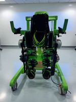 Robot exosquelette ambulant |   Assistance à la puissance des membres inférieurs |   Aide à la mobilité pour personnes âgées et patients |   Conception légère