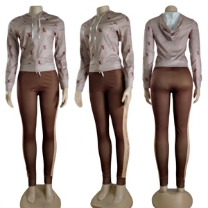 เสื้อผ้าผู้หญิงสุดหรู ชุดออกกำลังกาย ชุดกีฬา กางเกงโยคะ ชุดกีฬาผู้ชาย ที่คาดผมออกกำลังกาย เสื้อผ้าออร์แกนิค - Product Image 2