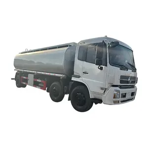 Autocarro cisterna del latte secondario 8cbm camion del serbatoio del carburante olio camion cisterna per la vendita a dubai