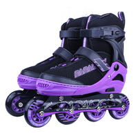 Nouvelle technologie taille réglable sans quantité minimale de commande coût d'expédition moins cher LED 4 roues patins à roues alignées Roller Quad