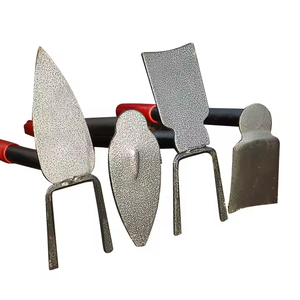 Ensemble d'outils de jardinage multifonctionnels, houe en acier au carbone A3, houe-râteau de jardin avec manche - Product Image 3