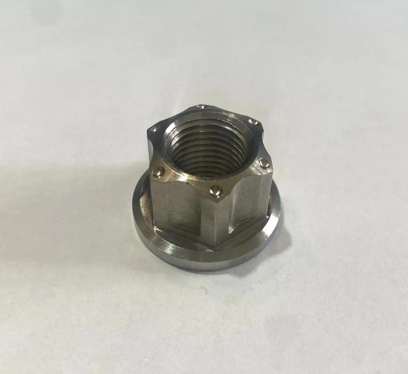 China High Quality Factory Price GR5 Titanium Alloy Hex Flange Nuts titanium flange nut with Different Color