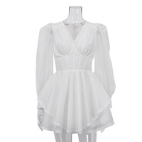 Robe Courte Sexy Style Américain pour Femme, Nouvelle Collection Été 2026, Col en V, Manches Longues, Taille Haute, Jupe Blanche Évasée pour Mélange de Matières