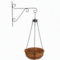 Panier suspendu éco-responsable pour plantes avec éclairage solaire, doublure en fibre de coco, chaîne et support mural en fer courbé, décoration pour la maison et le jardin