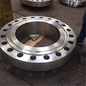 Brida Grande de Acero al Carbono y Acero Inoxidable con 16 Orificios para Pernos, 70 mm de Diámetro, Pulida, para Uso en la Industria Química - Product Image 1