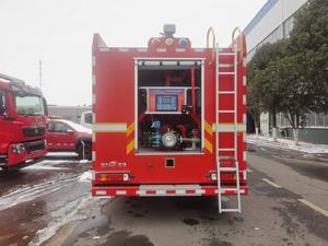 Camion-citerne à eau incendie Sinotruk HOWO 16 tonnes à double pont arrière - Product Image 4