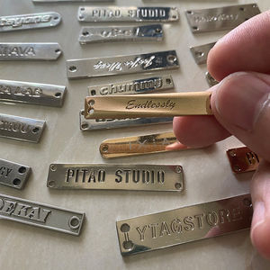 Tas logam logo kustom pakaian ransel huruf berlian imitasi payet buatan tangan Tag ID perangkat keras tag logam logo kustom - Product Image 6