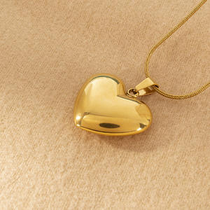 Collar de Gargantilla con Colgante de <span class=keywords><strong>Corazón</strong></span> de Moda Impermeable, Cadena de Clavícula Chapada en Oro de Acero Inoxidable, Idea de Regalo de Joyería para Mujer - Product Image 2