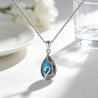 Collier avec pendentif en forme de larme en turquoise bleue naturelle en argent sterling 925 de Moyu Jewelry pour femmes