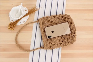 Nuova Borsa a Secchiello <span class=keywords><strong>in</strong></span> <span class=keywords><strong>Rafia</strong></span> Intrecciata con Design Moderno per Donne, Ideale per Spiaggia e Vacanze - Product Image 4