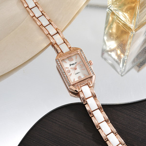 <span class=keywords><strong>Relojes</strong></span> <span class=keywords><strong>de</strong></span> <span class=keywords><strong>marca</strong></span> <span class=keywords><strong>de</strong></span> lujo para mujer, reloj <span class=keywords><strong>de</strong></span> cuarzo cuadrado con cinta <span class=keywords><strong>de</strong></span> cerámica <span class=keywords><strong>de</strong></span> <span class=keywords><strong>imitación</strong></span> para mujer, pulsera <span class=keywords><strong>de</strong></span> regalo, moda versátil exquisita - Product Image 4