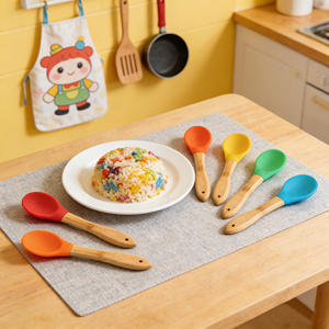 Ensemble de cuillères en silicone de qualité alimentaire Es-Pro avec logo personnalisé, ODM/OEM, avec manche en bois, apprentissage de la nourriture, outils de repas pour enfants - Product Image 4
